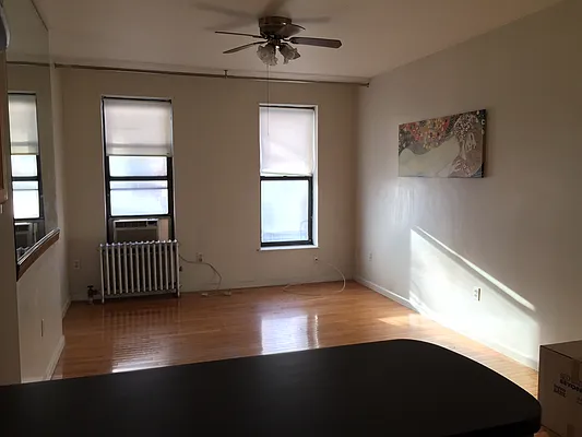 Rented by Natlane Equities | media 8