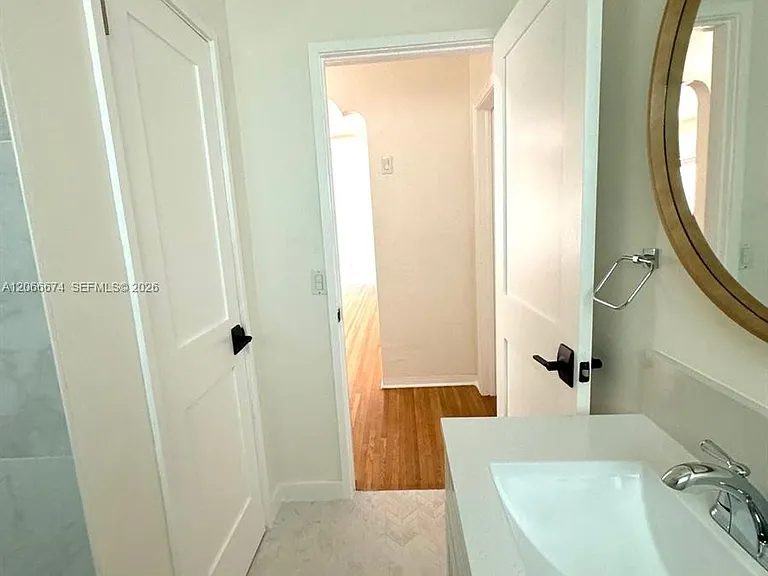 431 Candia Ave — Photo 42