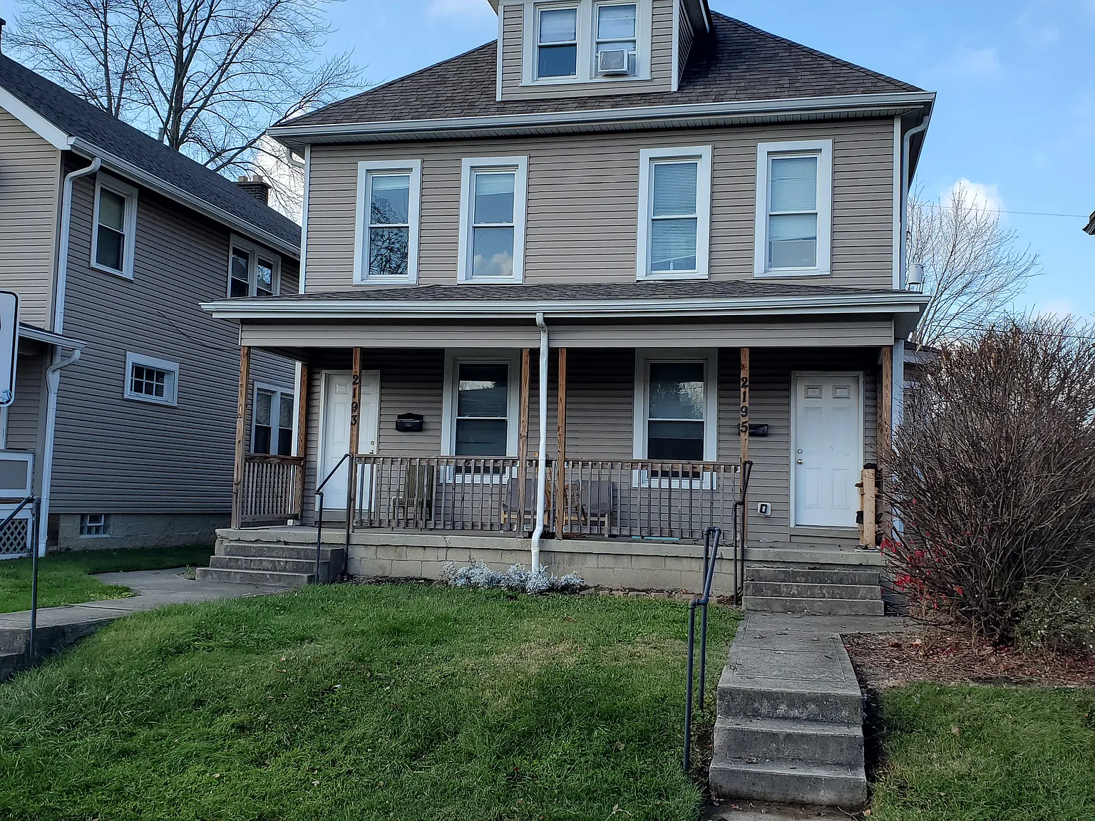 4 bed, 2350 sqft, $2,500 — Photo 2