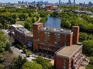 199 Coolidge Ave APT 515, Watertown, MA 02472
