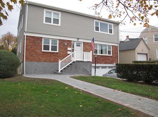 65 Bowman Ave, Rye Brook, NY 10573