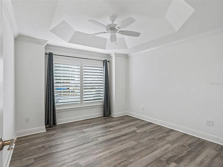 3556 Mistletoe Ct — Photo 38