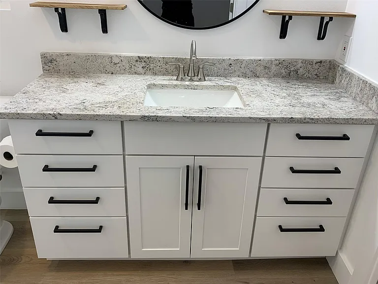 3503 Roanoke Dr — Photo 13