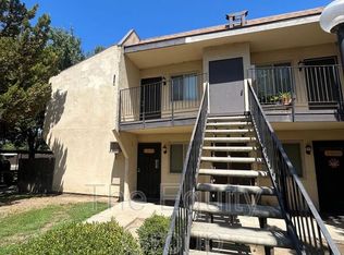 1422 W Elowin Ave, Visalia, CA 93291