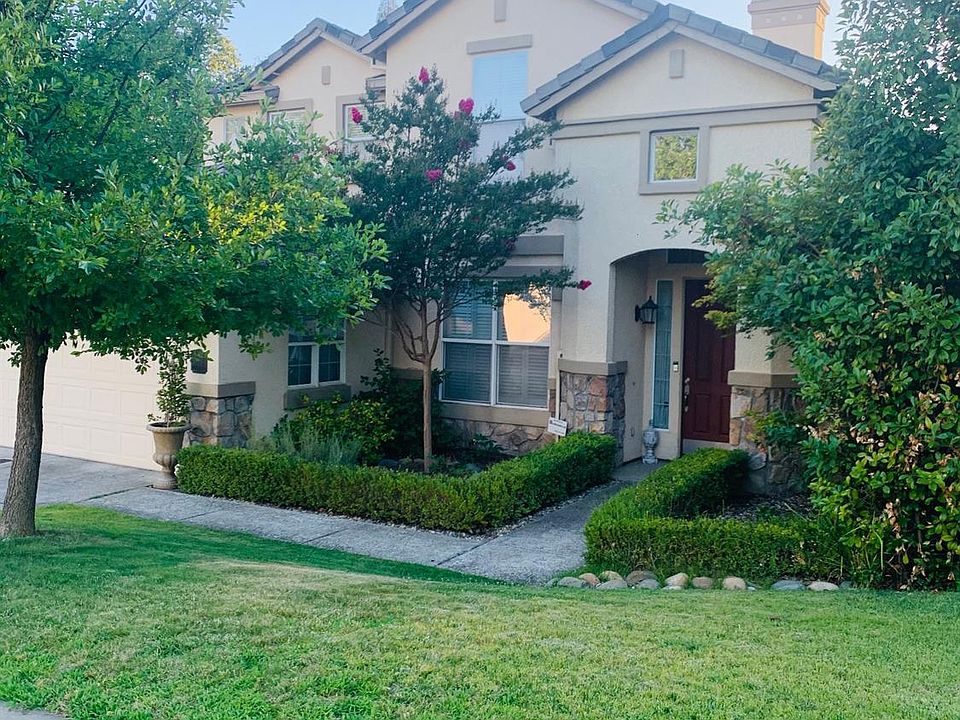 2nd image of 5825 Oak Place Ct
