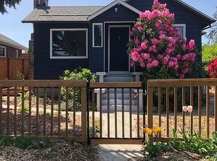 353 NW 89th St, Seattle, WA 98117