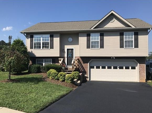 1st image of 126 Mountain Creek Ct