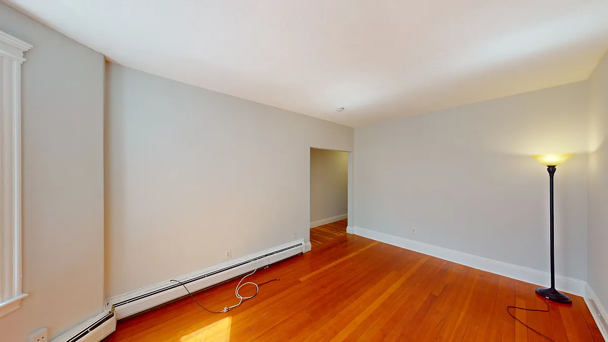 Building Photo - 1819 Beacon St #4
