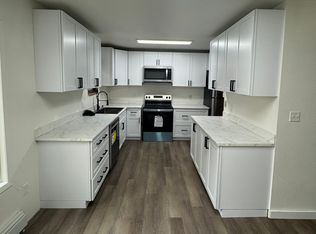 17123 Coronado Rd APT 2, Eagle River, AK 99577