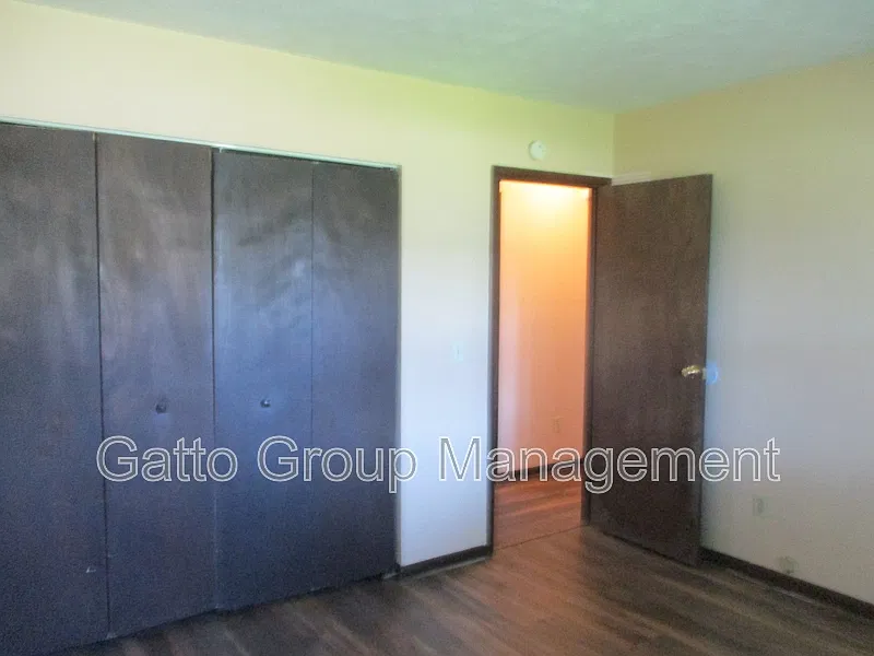 2 bed, 1.0 bath, 908 sqft, $1,175 — Photo 4