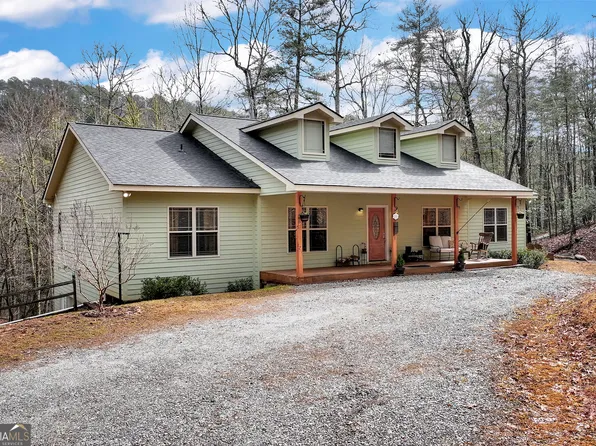 812 Covecrest Dr, Tiger, GA 30576