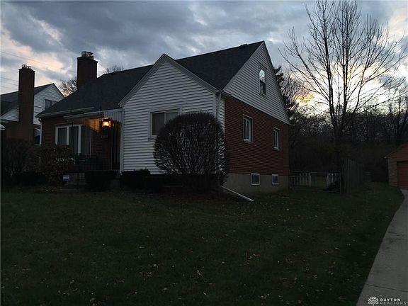 2nd image of 139 Waverly Ave