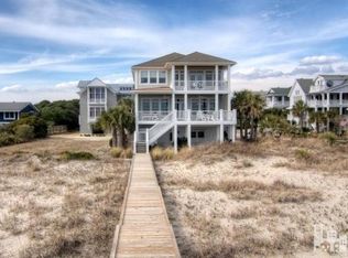 18 E Oxford St, Wrightsville Beach, NC 28480