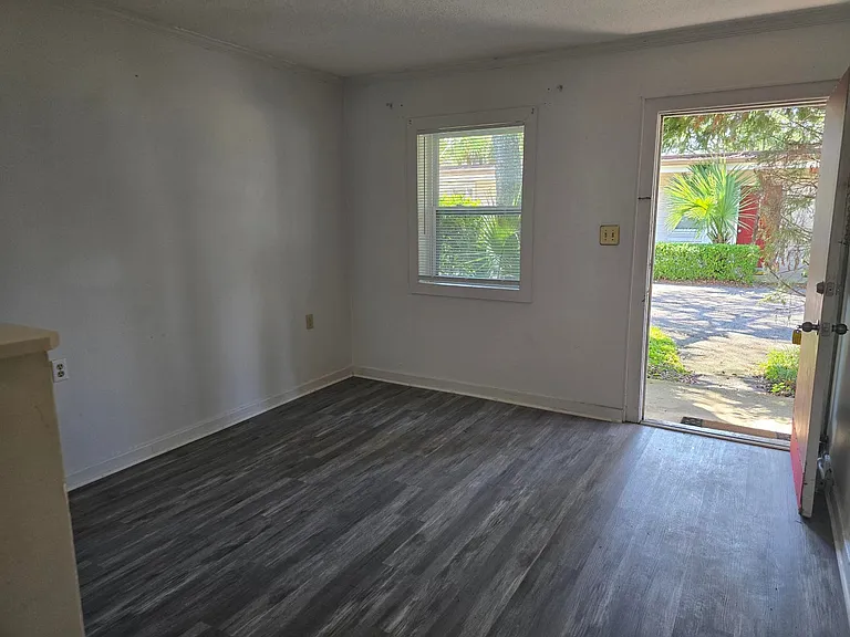 551 E Miracle Strip Pkwy #7 — Photo 9