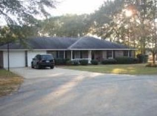 40 Oakridge Ct, Sumter, SC 29154