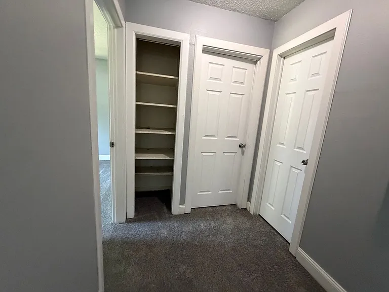 3521 E Sunview Ave — Photo 3