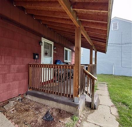 2nd image of 2812 Lanpark St