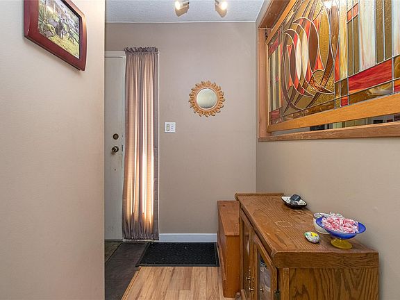 4th image of 6172 Alington Rd #9