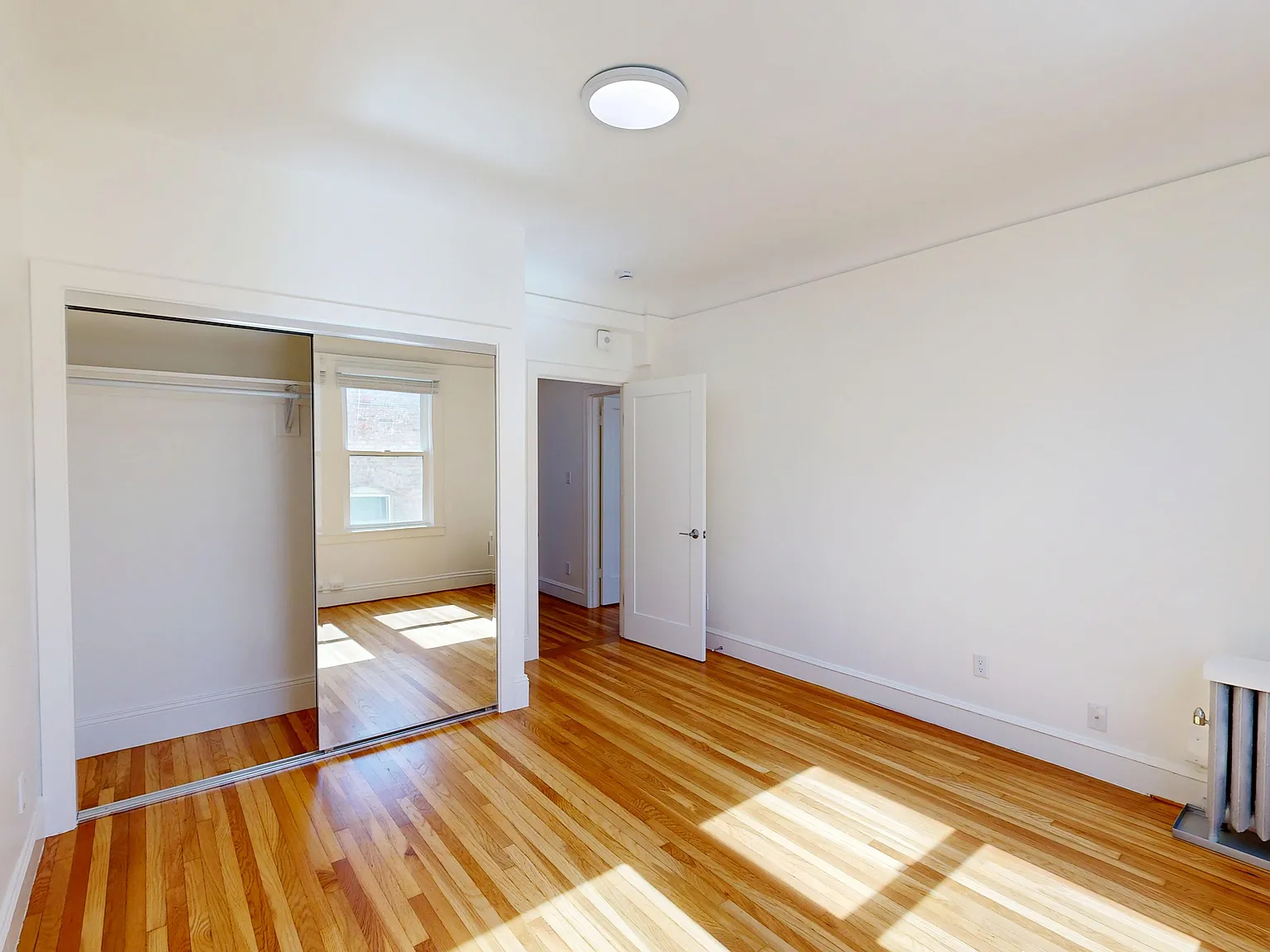 2121 Sacramento Street — Photo 3