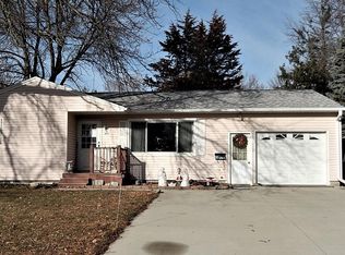 601 6th Ave S, Humboldt, IA 50548