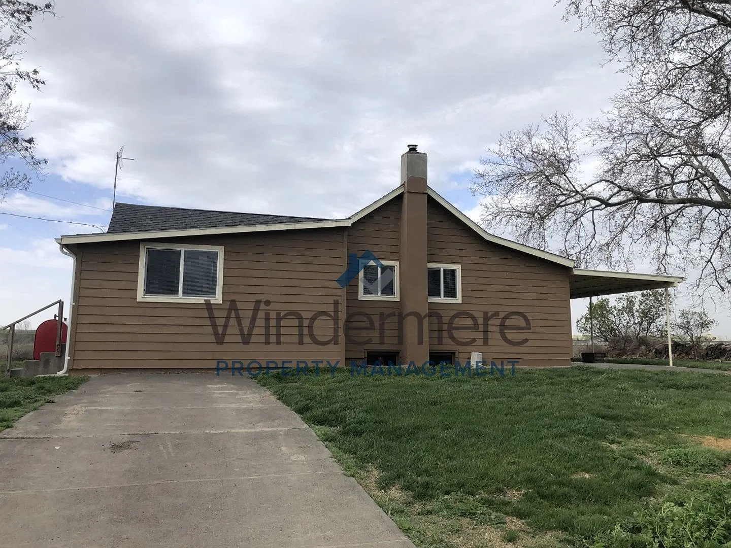 77 Harding Road *Rurally Located Home - Water, Sewer Included with Rent* — Photo 3