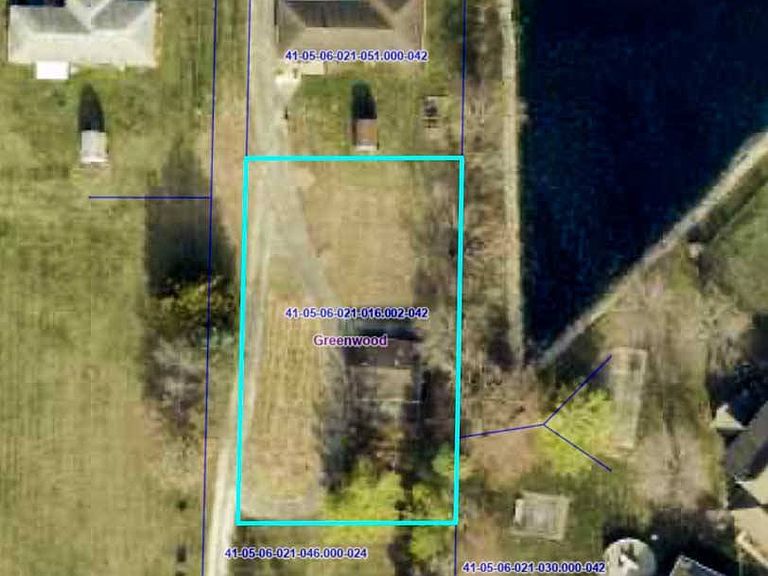 Listing photo 5