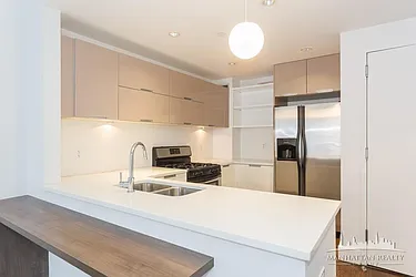 Rented by Manhattan Realty Group