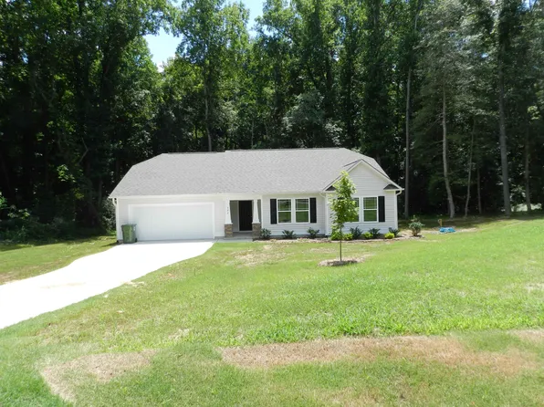 402 Roberts Rd, Willow Spring, NC 27592