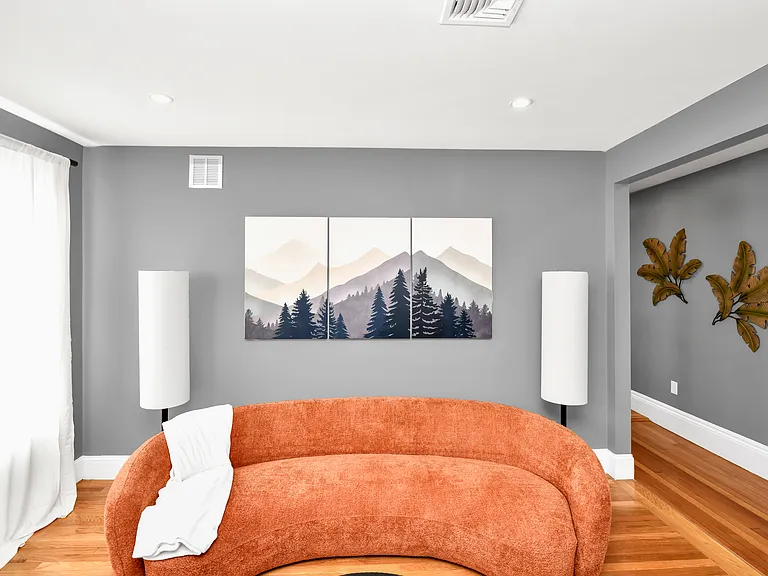 10 Pierce Ave #2 — Photo 31