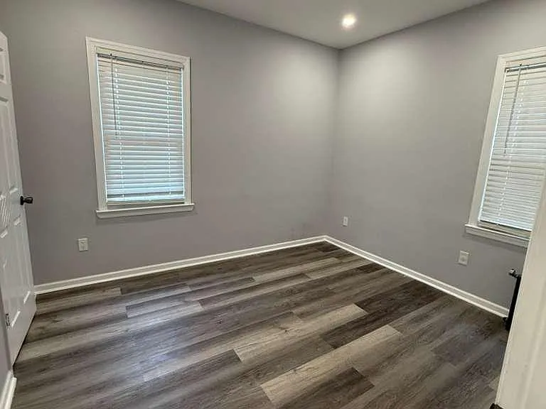 422 Bacheller Ave #2B — Photo 9