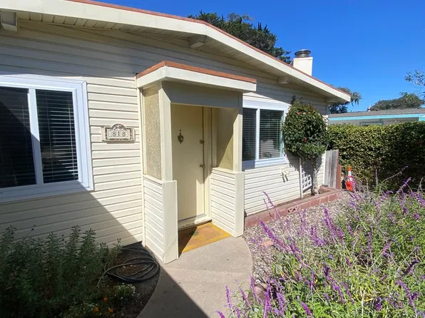 818 2nd St, Pacific Grove, CA 93950