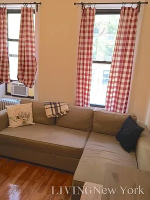 Rented by Living New York | media 11