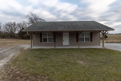 1546 Florence Dr Photo 1