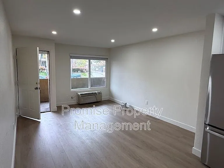 1737 Bayview Heights Dr #46 — Photo 6
