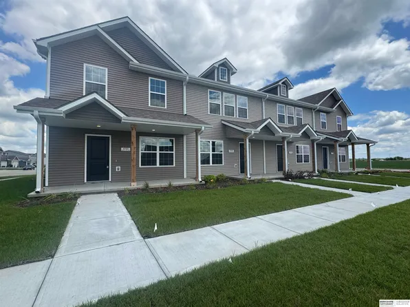4759 E 21st Ave, Fremont, NE 68025