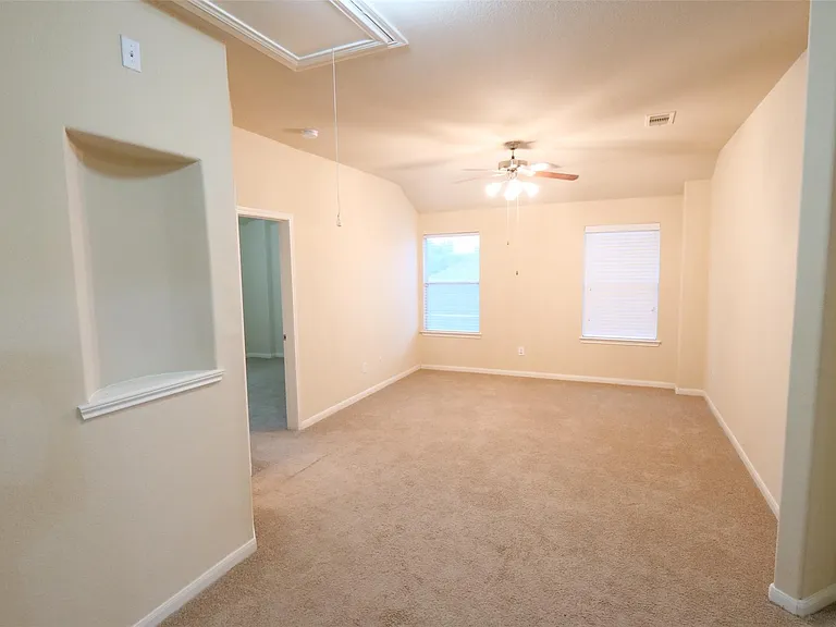 26427 Longview Creek Dr — Photo 15