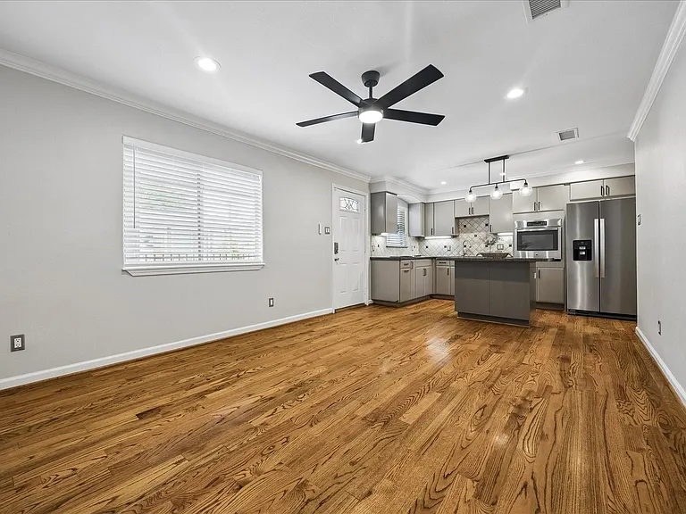 1449 Heights Blvd #230 — Photo 2