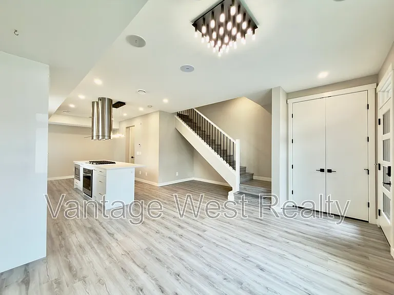 800 Morrison Ave #3 — Photo 8