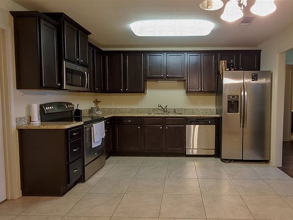 4th image of 290 Gabreten Ln