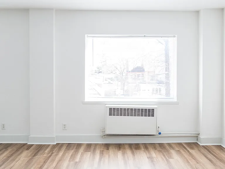 Dining/Living room