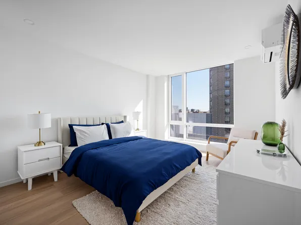 116-09 Grosvenor Lane image 5 of 8