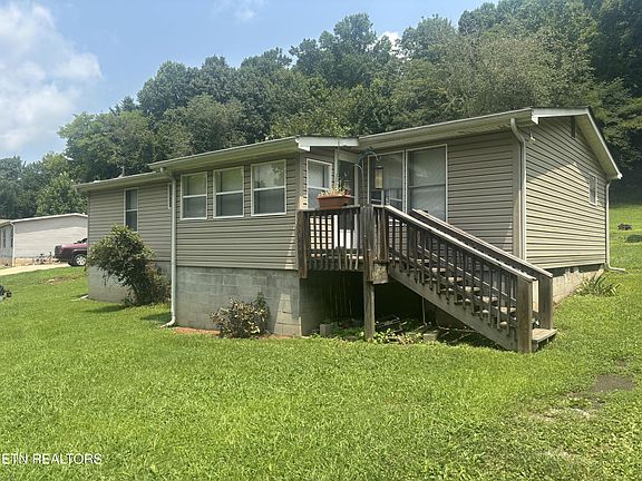 3rd image of 255 Henderson Hollow Rd
