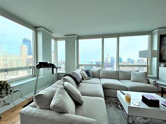 2nd image of 33 W Ontario St APT 52A