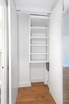 Sold by Manhattan Skyline | media 28