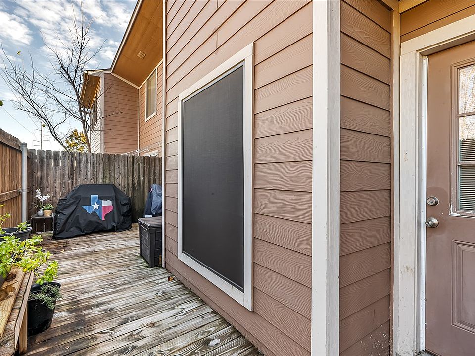 1st image of 2807 Wildflower Dr APT 40