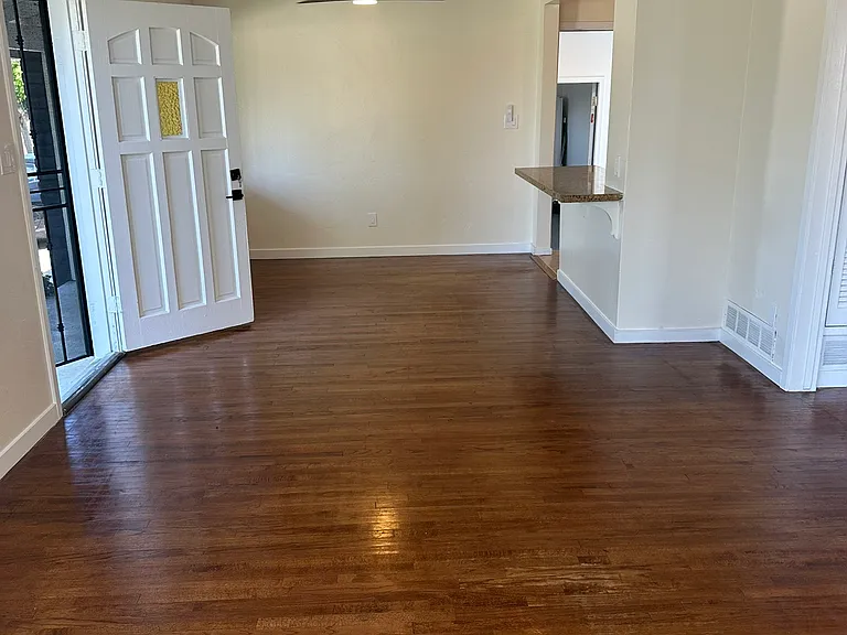 1169 Hilltop Dr — Photo 5