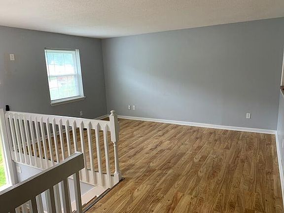 2nd image of 34 Marion Dr