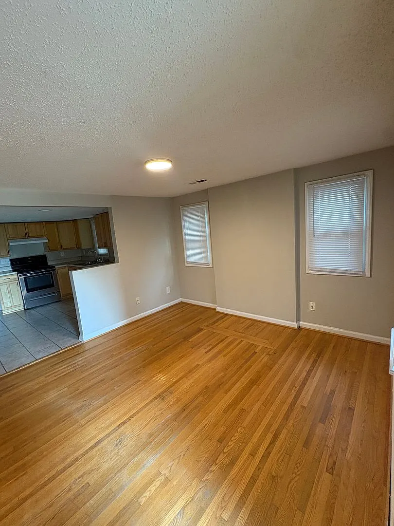 Building Photo - 3437 Tappan Pl