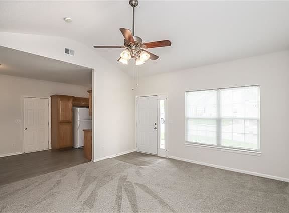 5th image of 1871 Fall Creek Dr