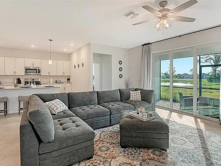 10896 Pinot Dr — Photo 14